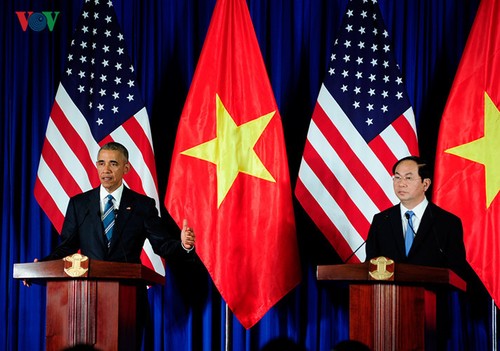 Lifting arms ban, a necessary step towards full normalization of Vietnam-US ties  - ảnh 1